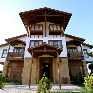 Konukevi Daidalos, Ören
